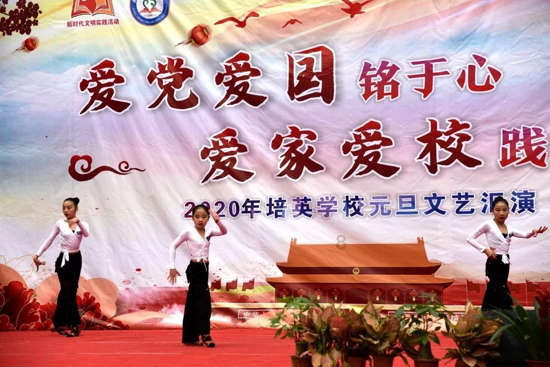 暗黑精灵幽影重重